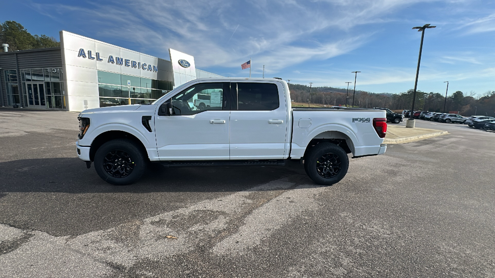 2024 Ford F-150 XLT 2