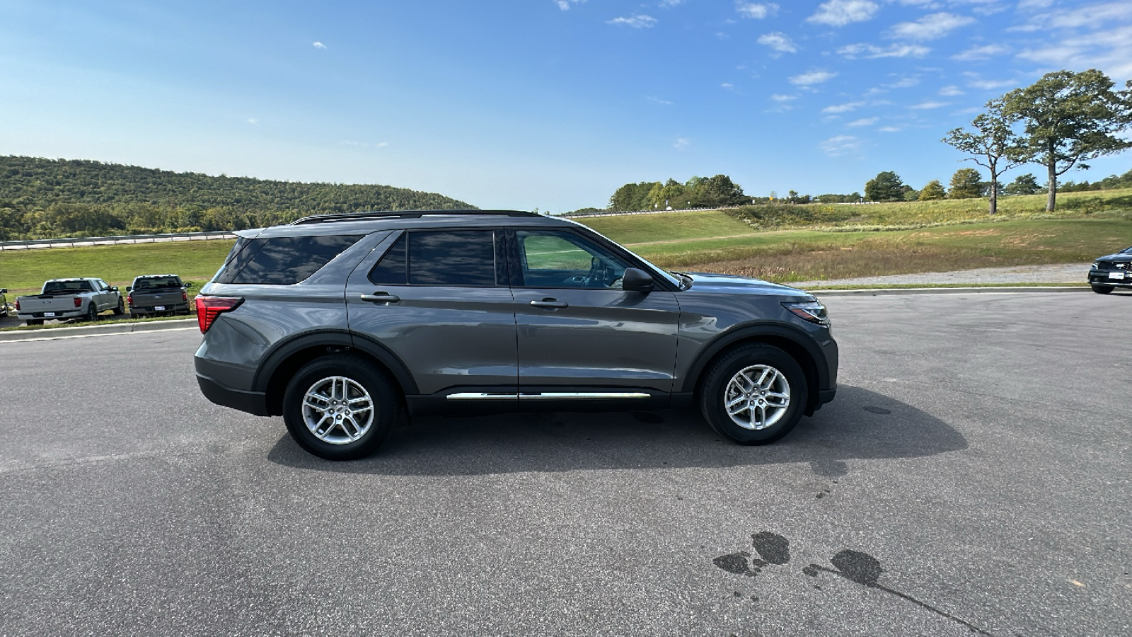 2025 Ford Explorer Active 6