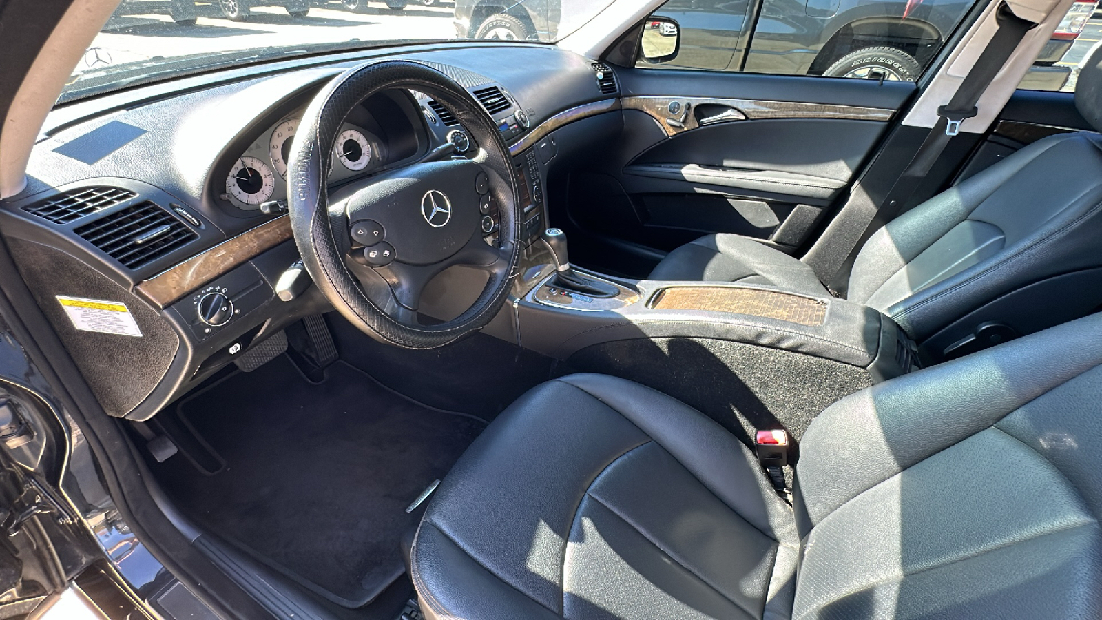 2009 Mercedes-Benz E-Class E 350 11