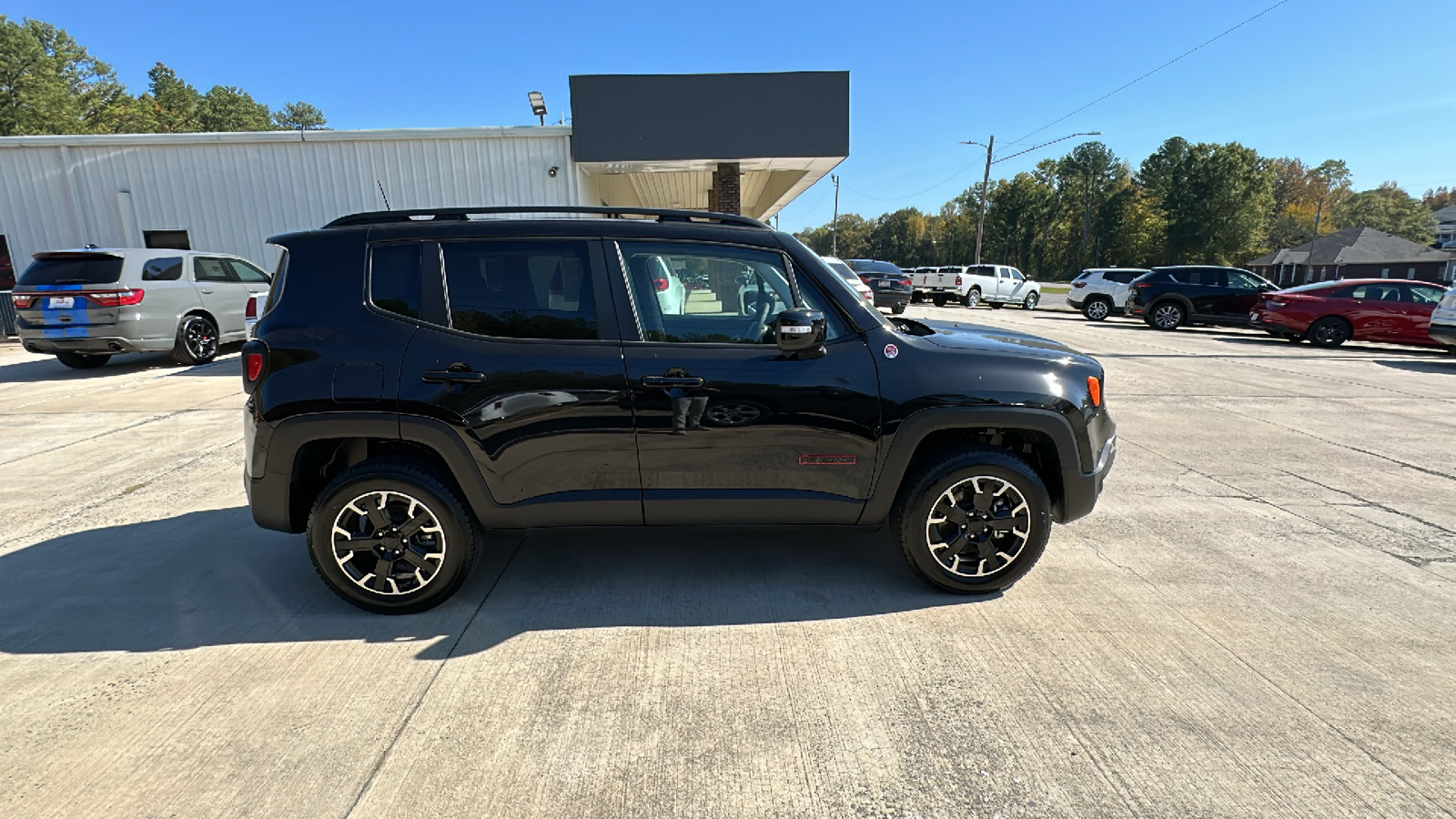 2023 Jeep Renegade Trailhawk 6