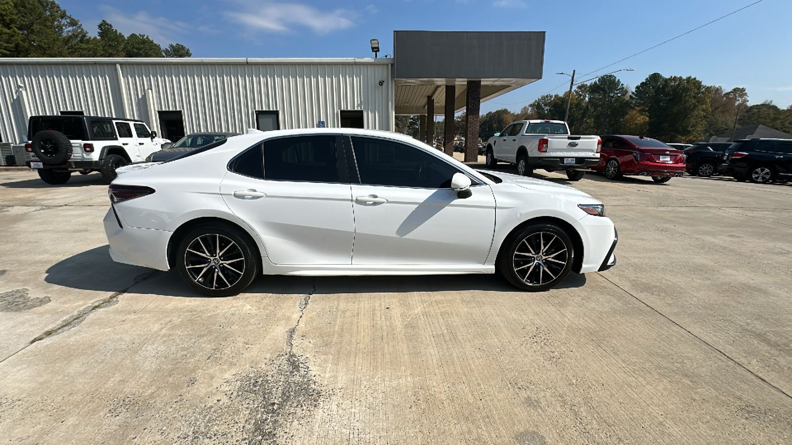 2021 Toyota Camry SE 6