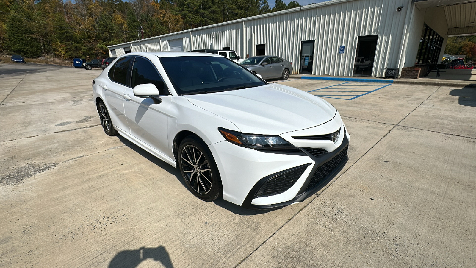 2021 Toyota Camry SE 7