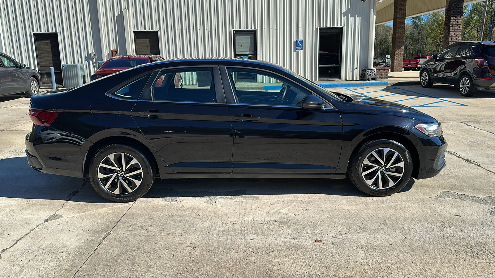 2024 Volkswagen Jetta 1.5T S 6