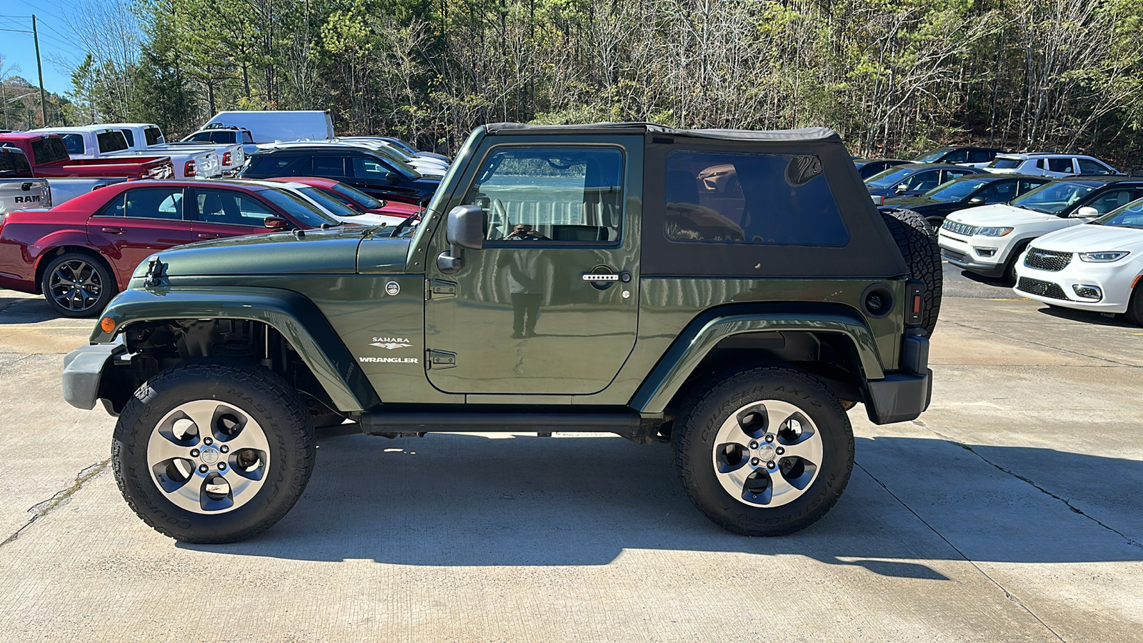 2008 Jeep Wrangler Sahara 2