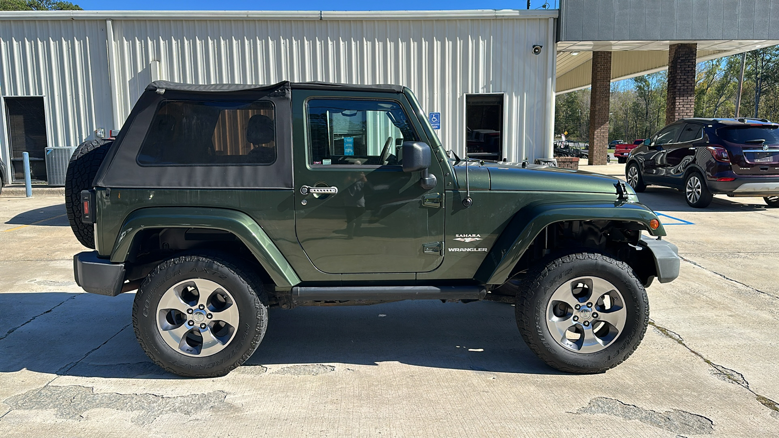 2008 Jeep Wrangler Sahara 6