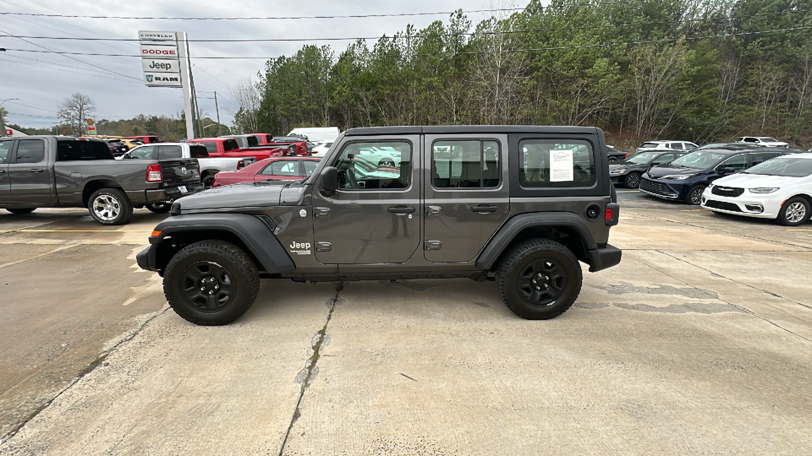 2018 Jeep Wrangler Unlimited Sport 2