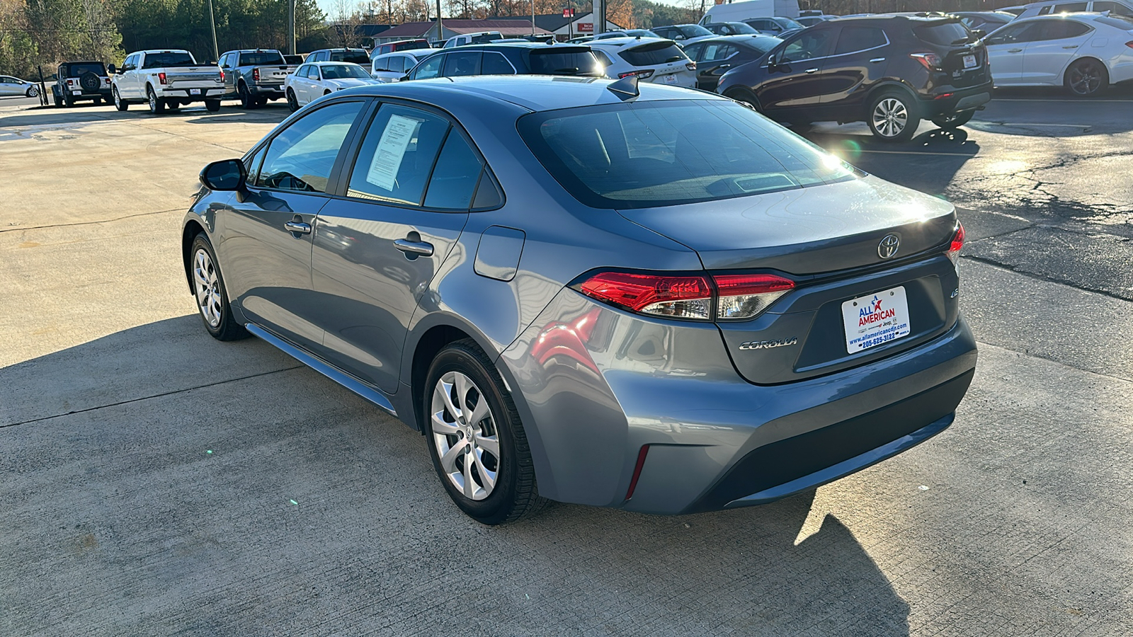 2022 Toyota Corolla LE 3