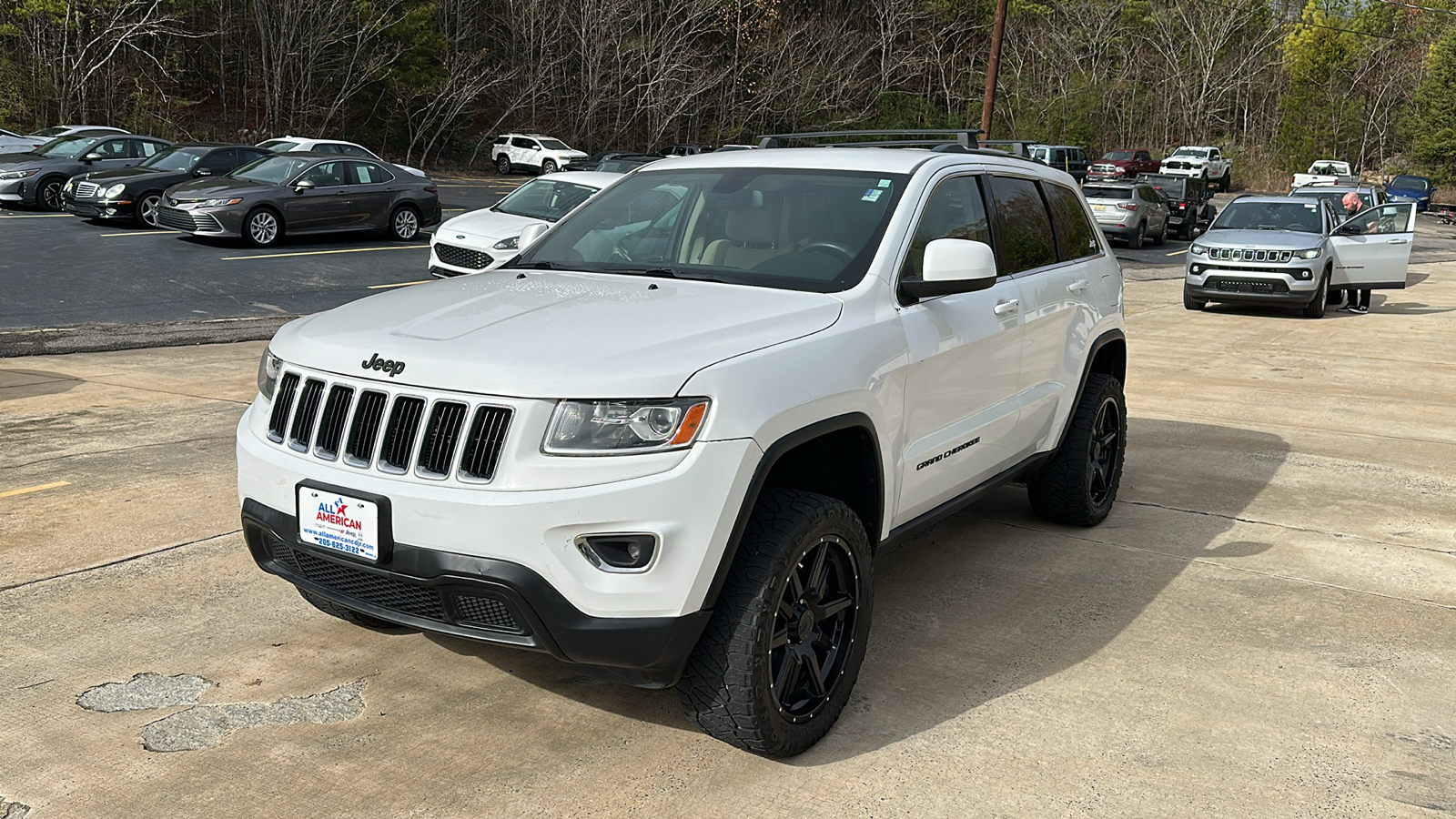 2014 Jeep Grand Cherokee Laredo 1