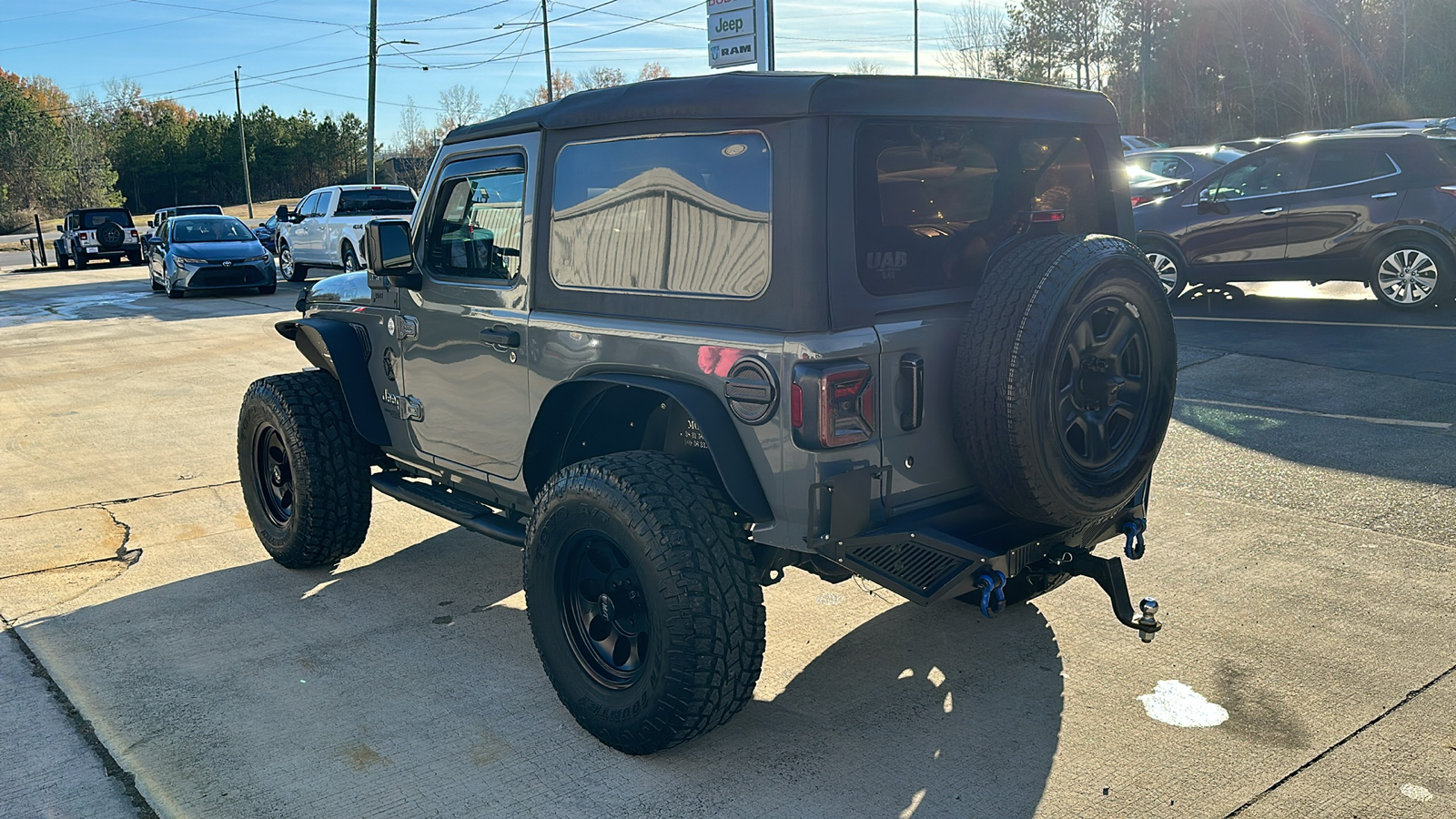 2019 Jeep Wrangler Sport 3