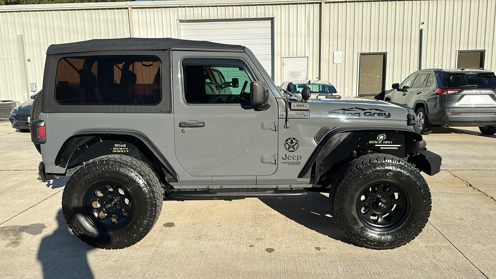 2019 Jeep Wrangler Sport 6