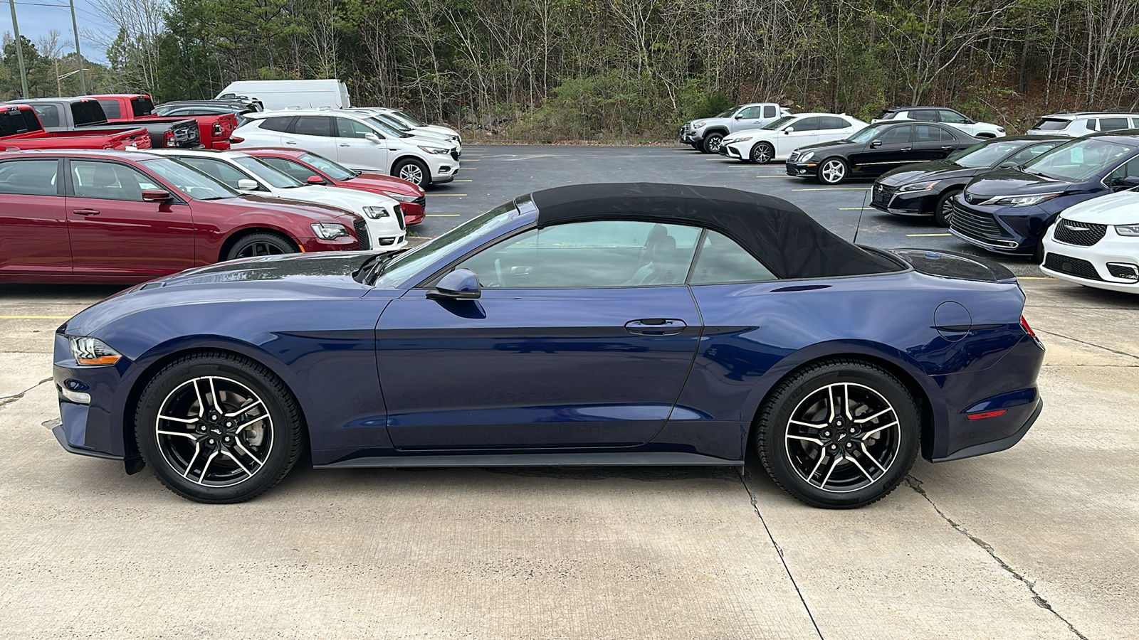 2018 Ford Mustang EcoBoost Premium 2