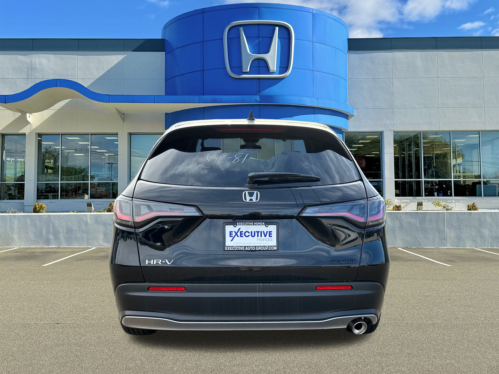 2025 Honda HR-V Sport 3