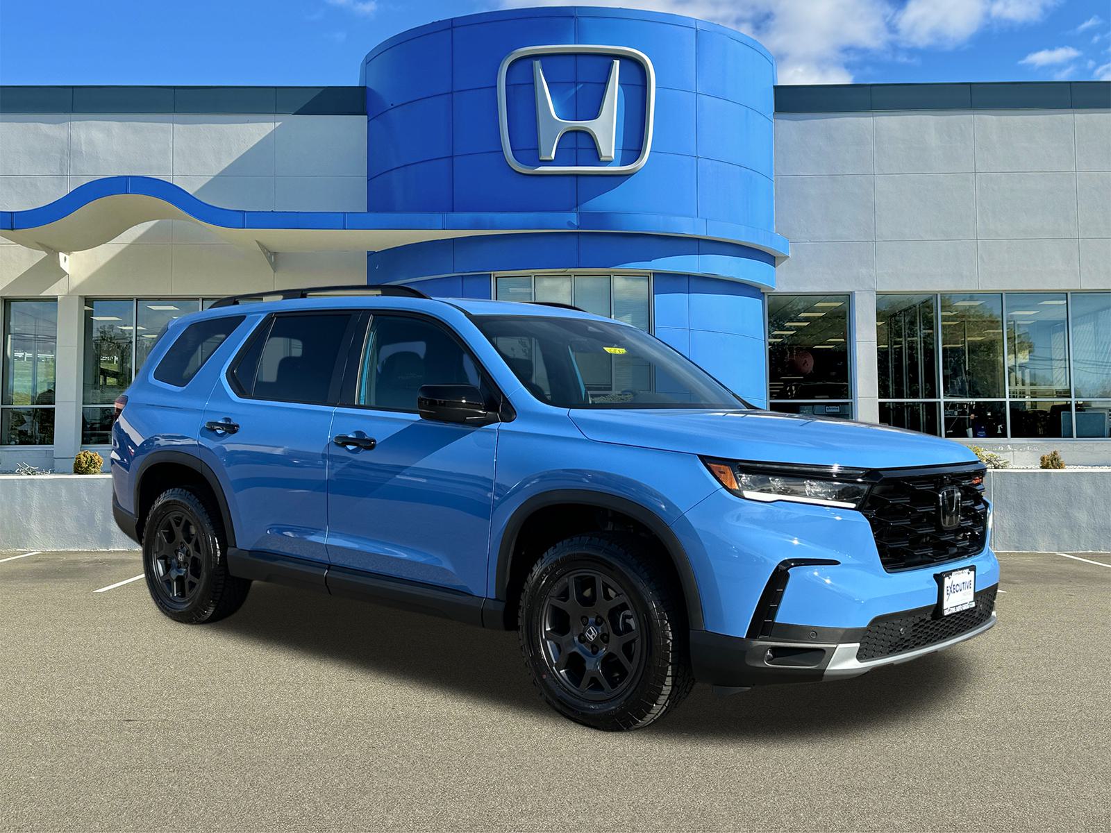 2025 Honda Pilot TrailSport 1