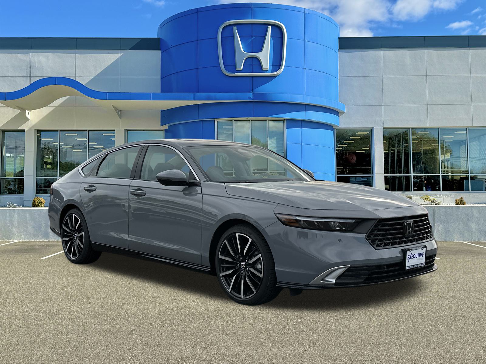 2024 Honda Accord Hybrid Touring 1