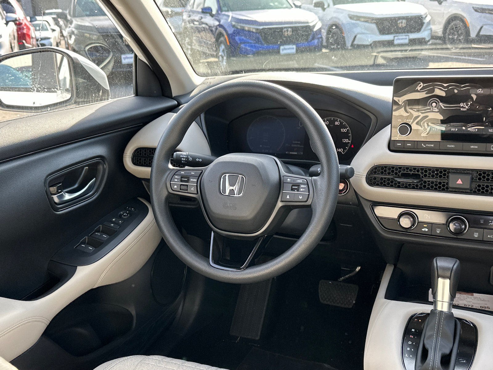 2025 Honda HR-V LX 21