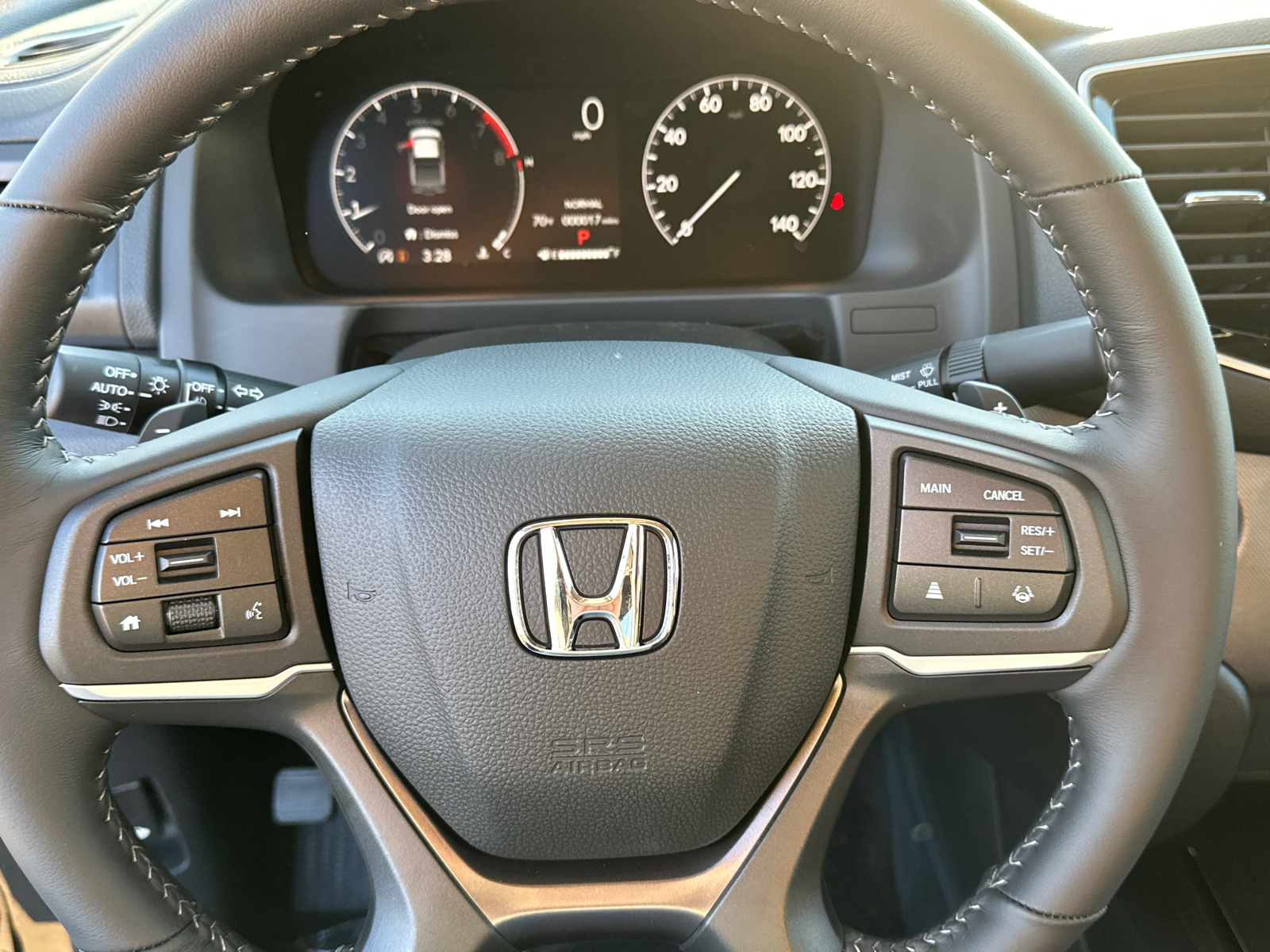 2025 Honda Ridgeline Sport 11