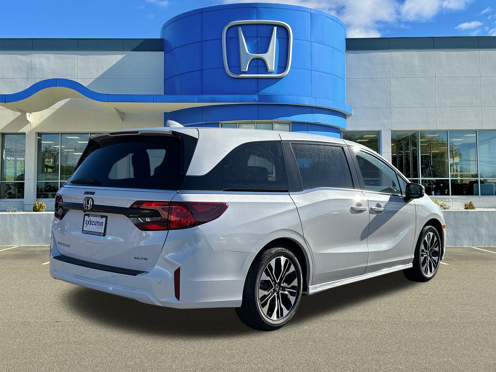 2025 Honda Odyssey Elite 2