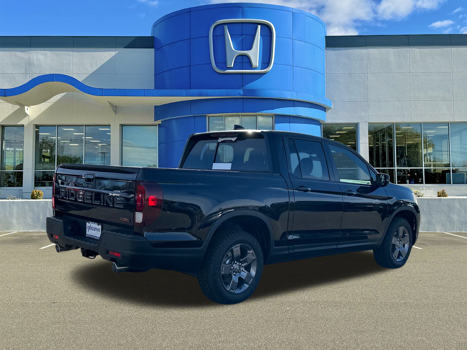 2025 Honda Ridgeline TrailSport 2