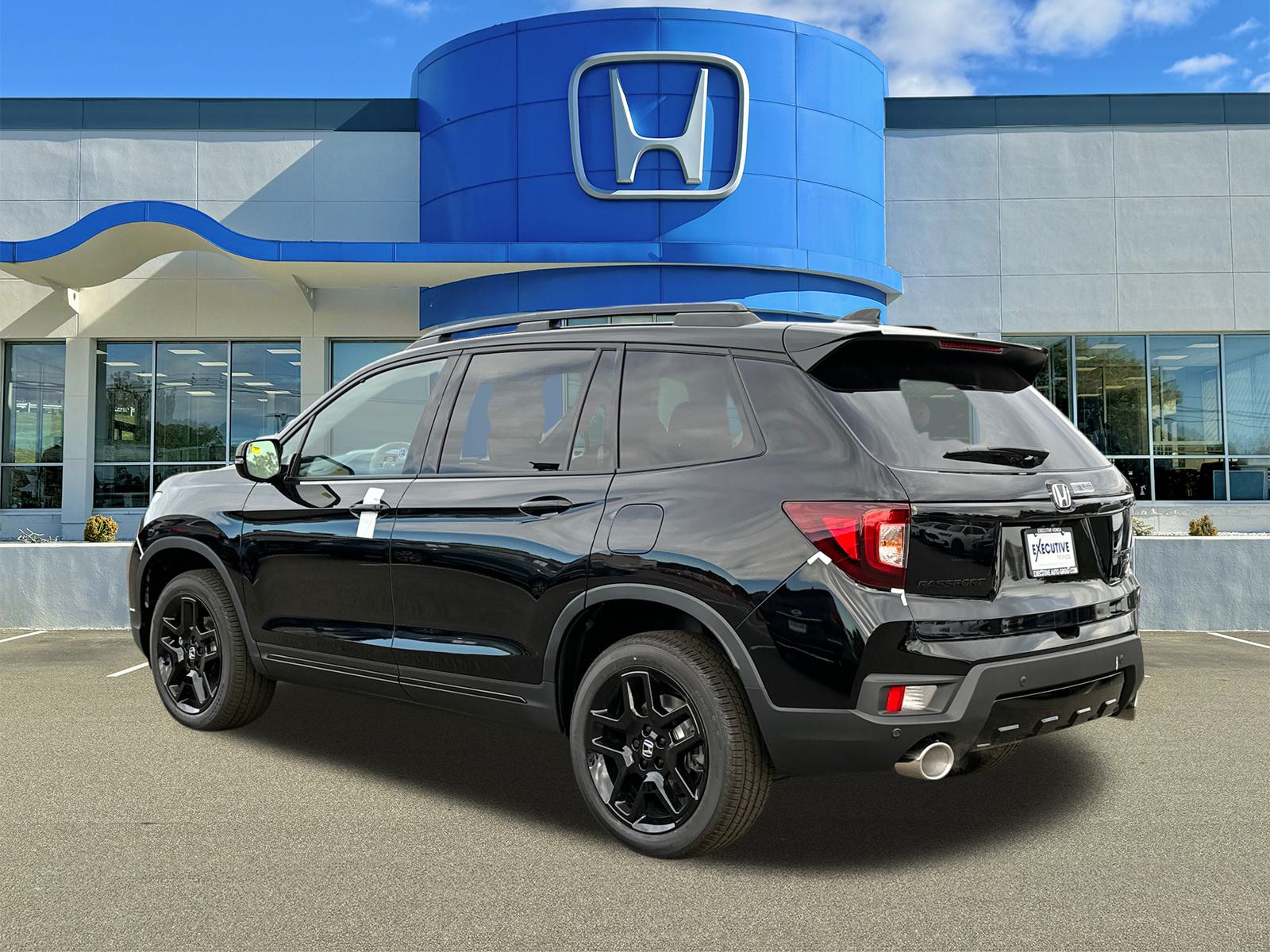 2025 Honda Passport Black Edition 4