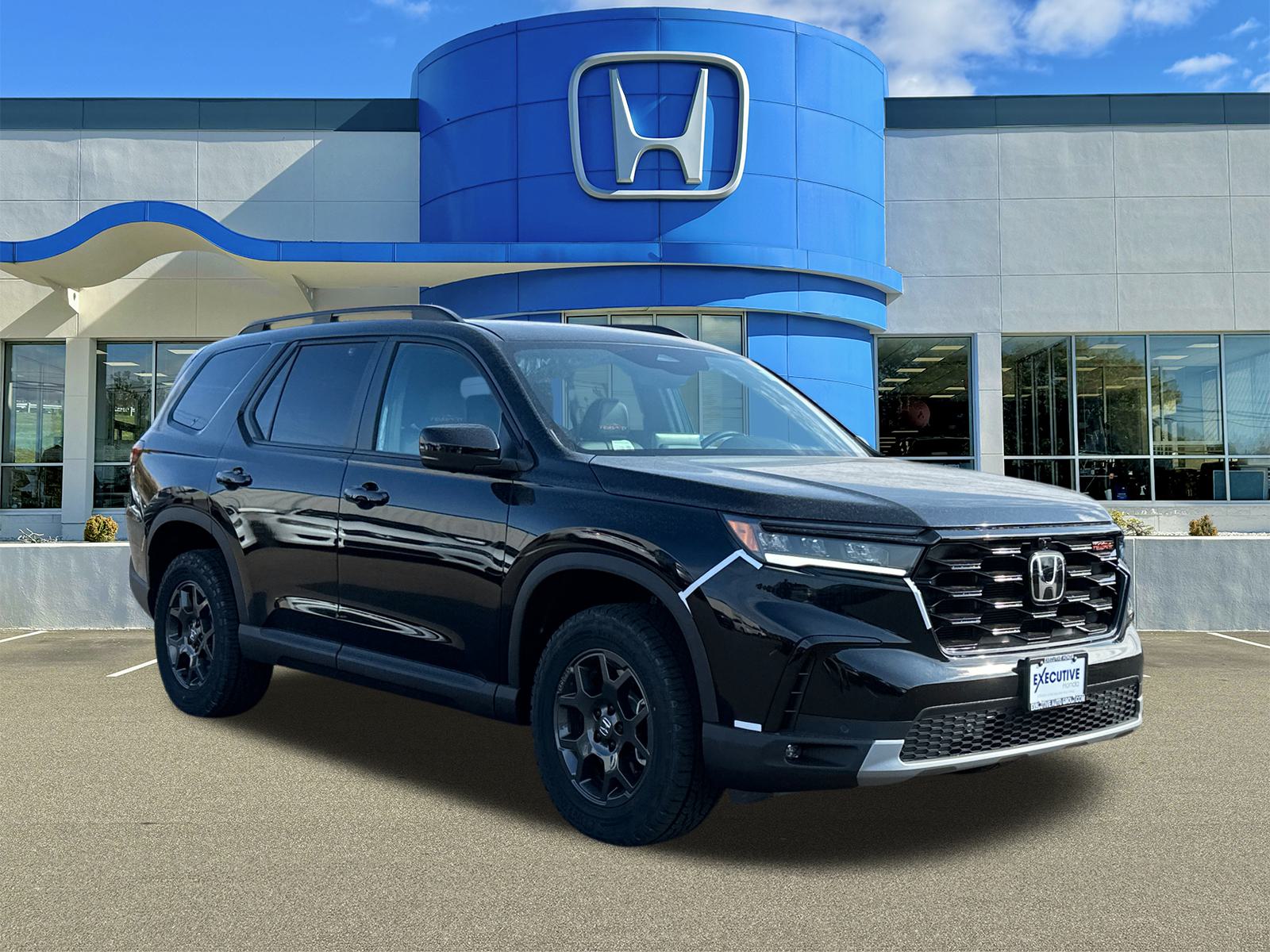 2025 Honda Pilot TrailSport 1