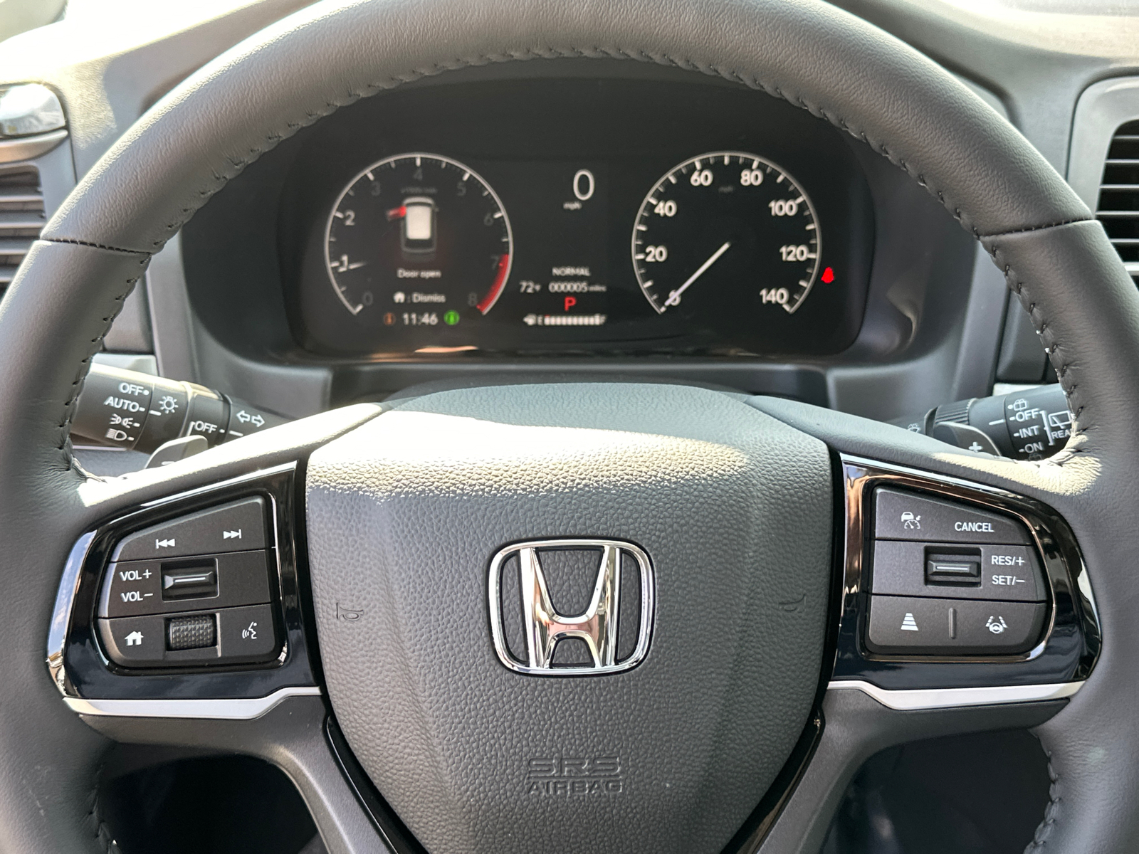 2025 Honda Odyssey Touring 13