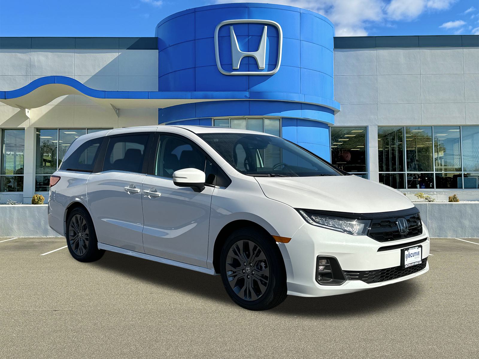 2025 Honda Odyssey Touring 1