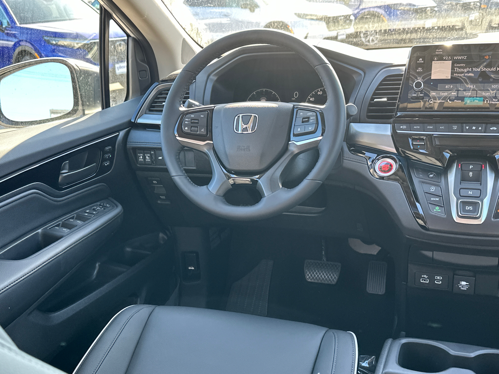 2025 Honda Odyssey Touring 24