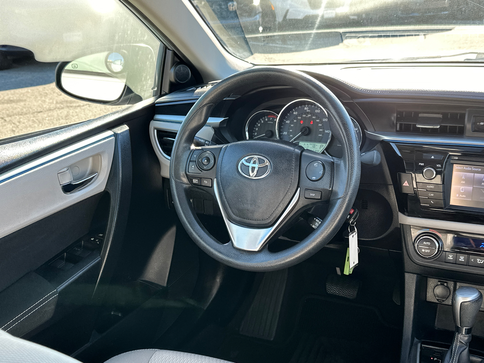 2014 Toyota Corolla L 22