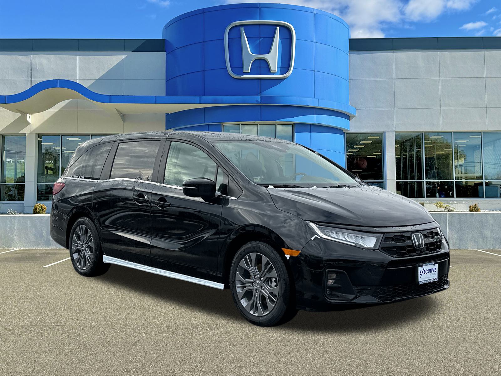 2025 Honda Odyssey Touring 1