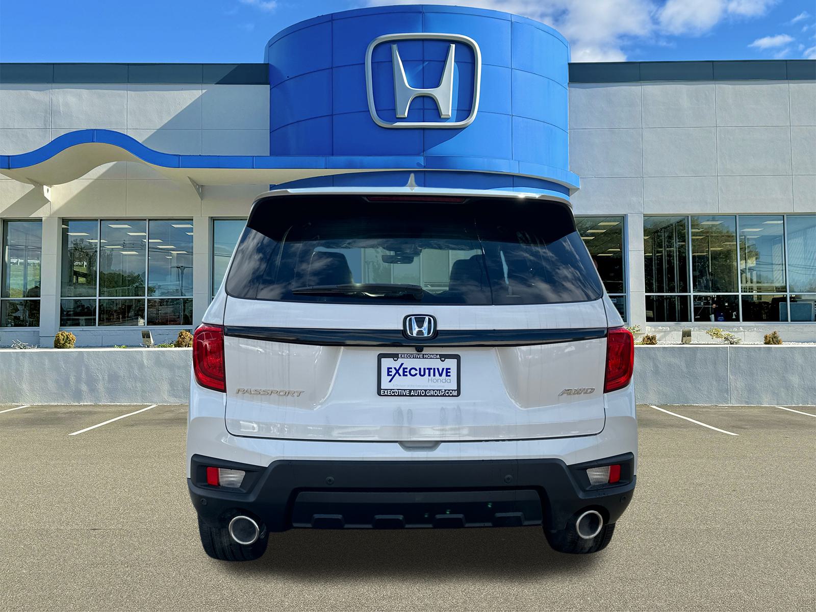 2025 Honda Passport EX-L 4