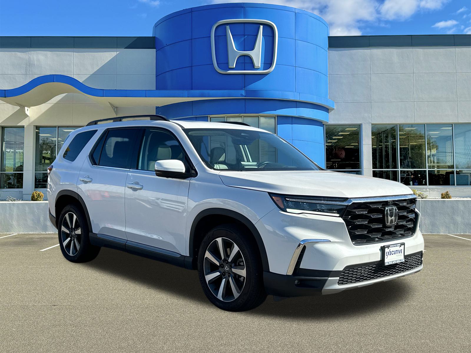 2023 Honda Pilot Elite 1