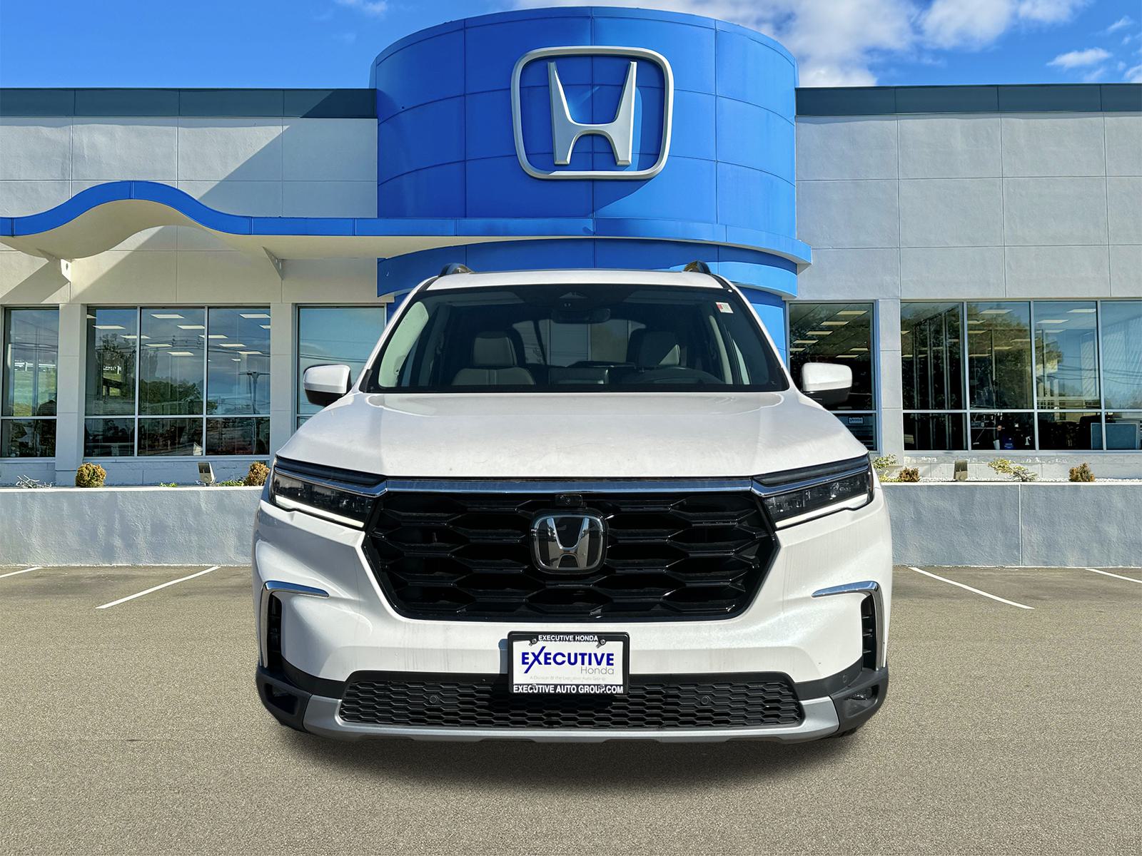 2023 Honda Pilot Elite 6