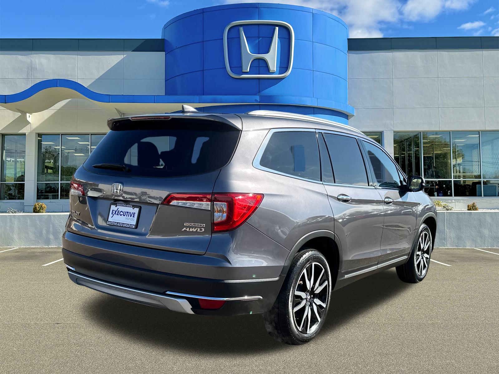 2021 Honda Pilot Touring 2