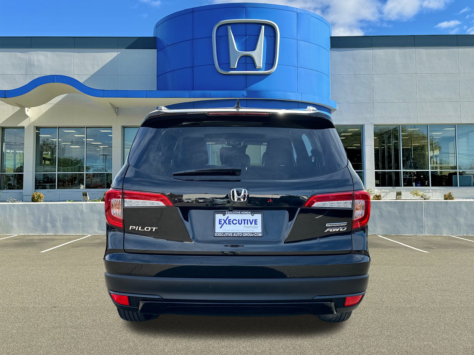 2021 Honda Pilot Special Edition 3