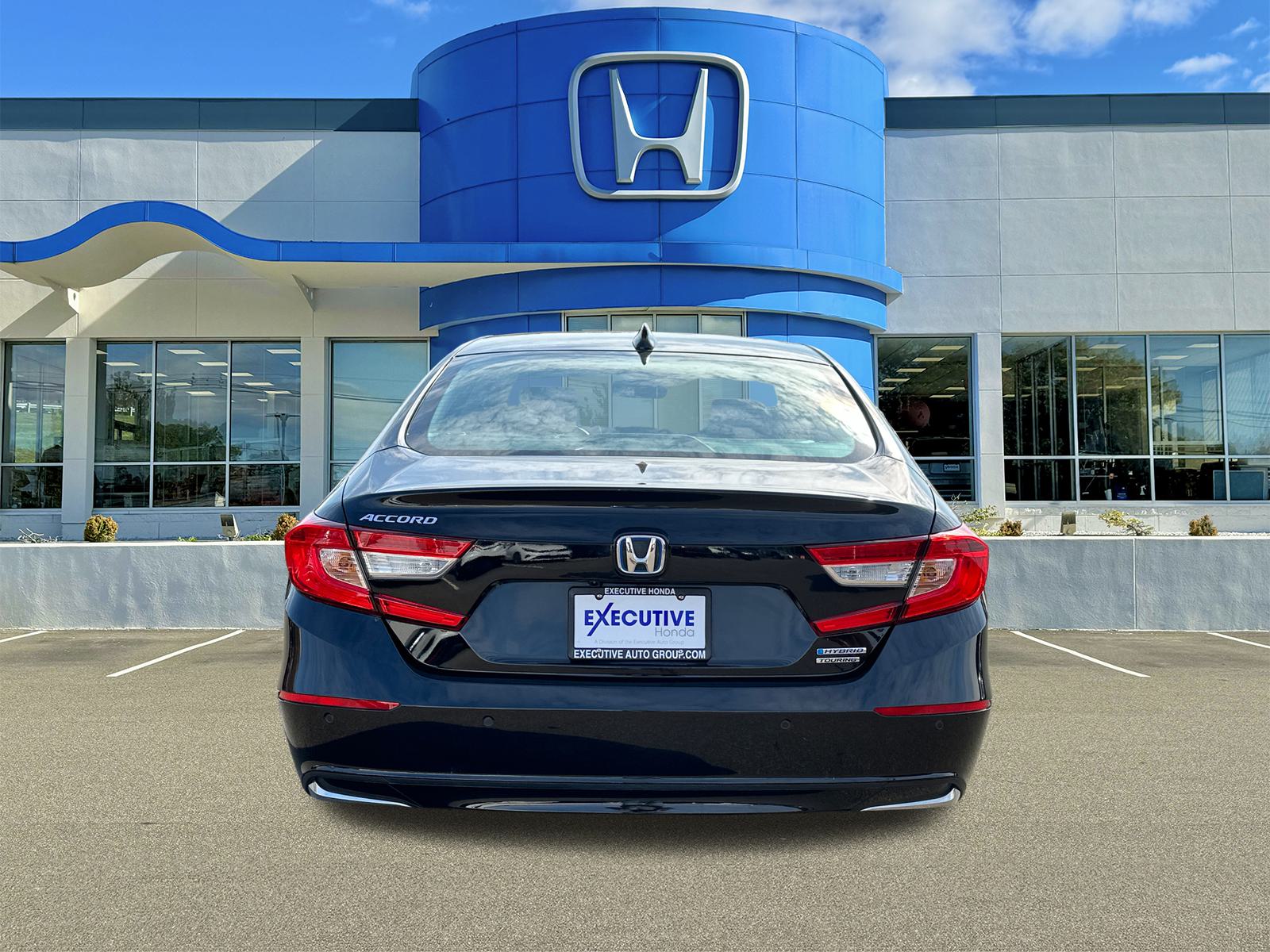 2022 Honda Accord Hybrid Touring 3