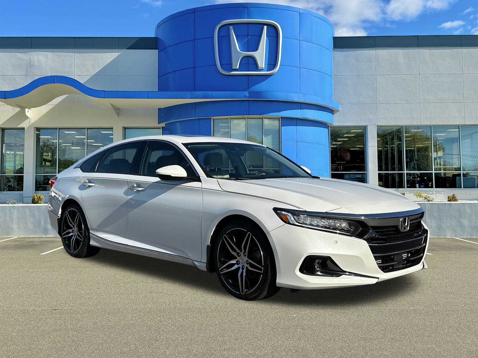 2022 Honda Accord Touring 2.0T 1