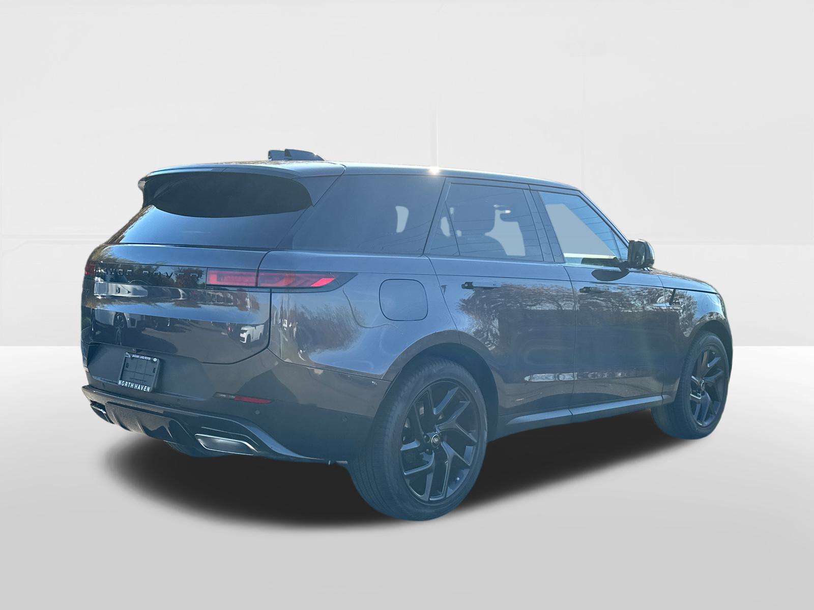 2024 Land Rover Range Rover Sport SE 4