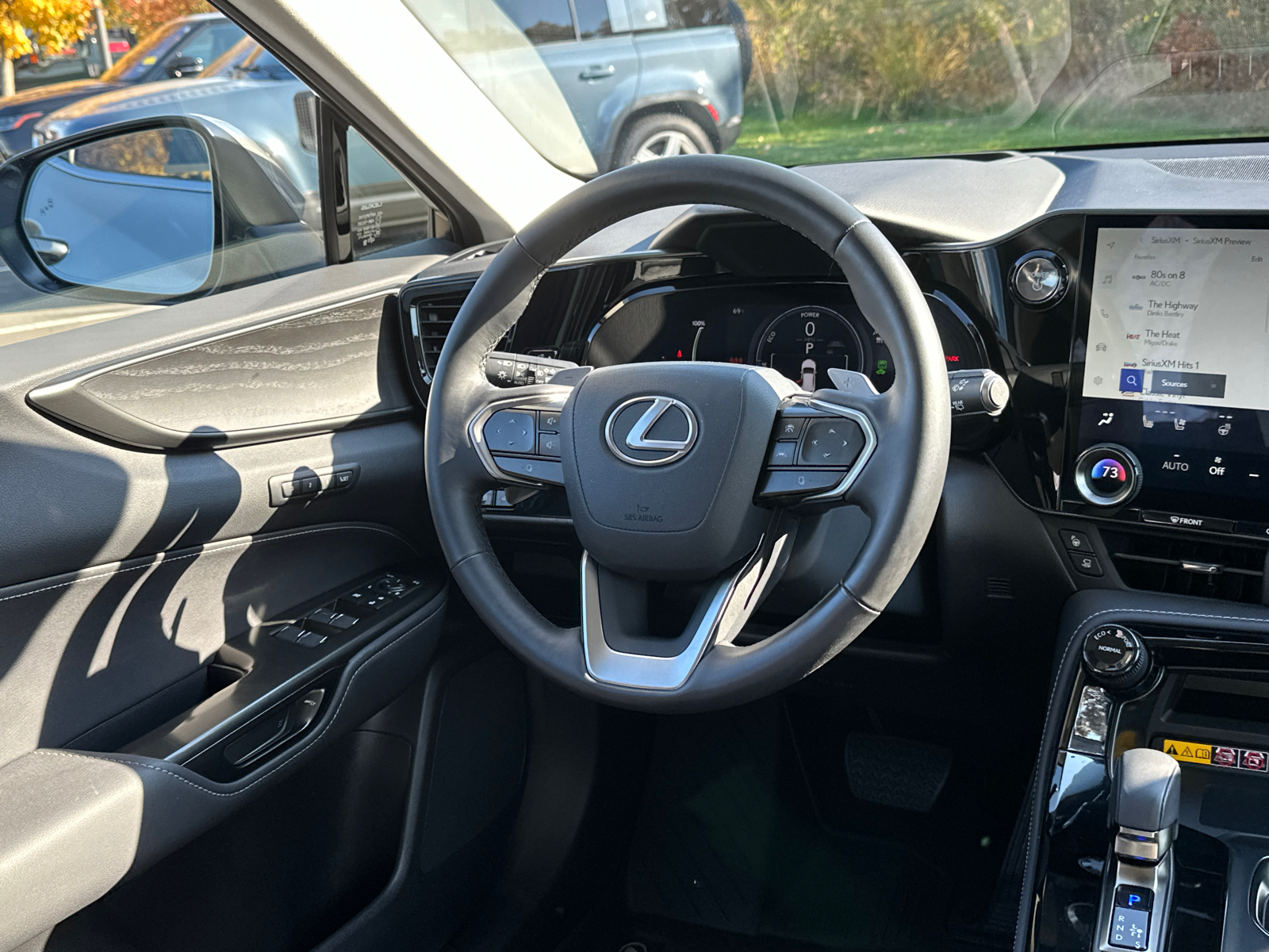 2024 Lexus NX 450h+ Luxury 23