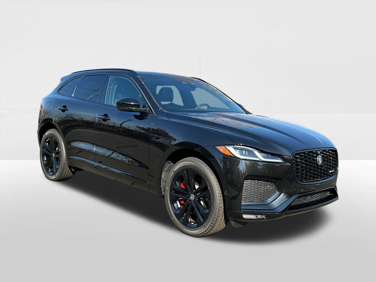 2025 Jaguar F-PACE P400 R-Dynamic S 5