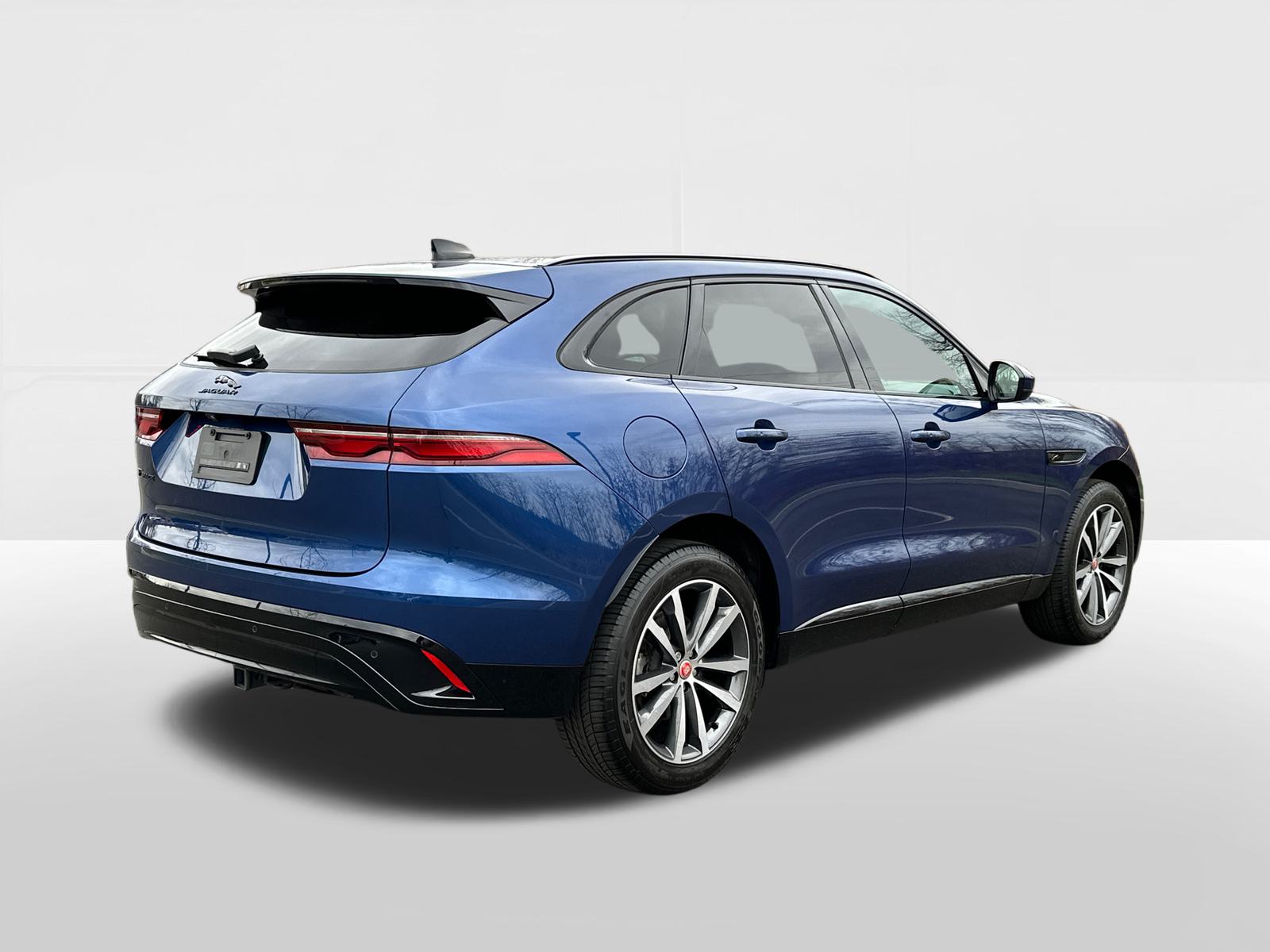 2023 Jaguar F-PACE P250 S 4