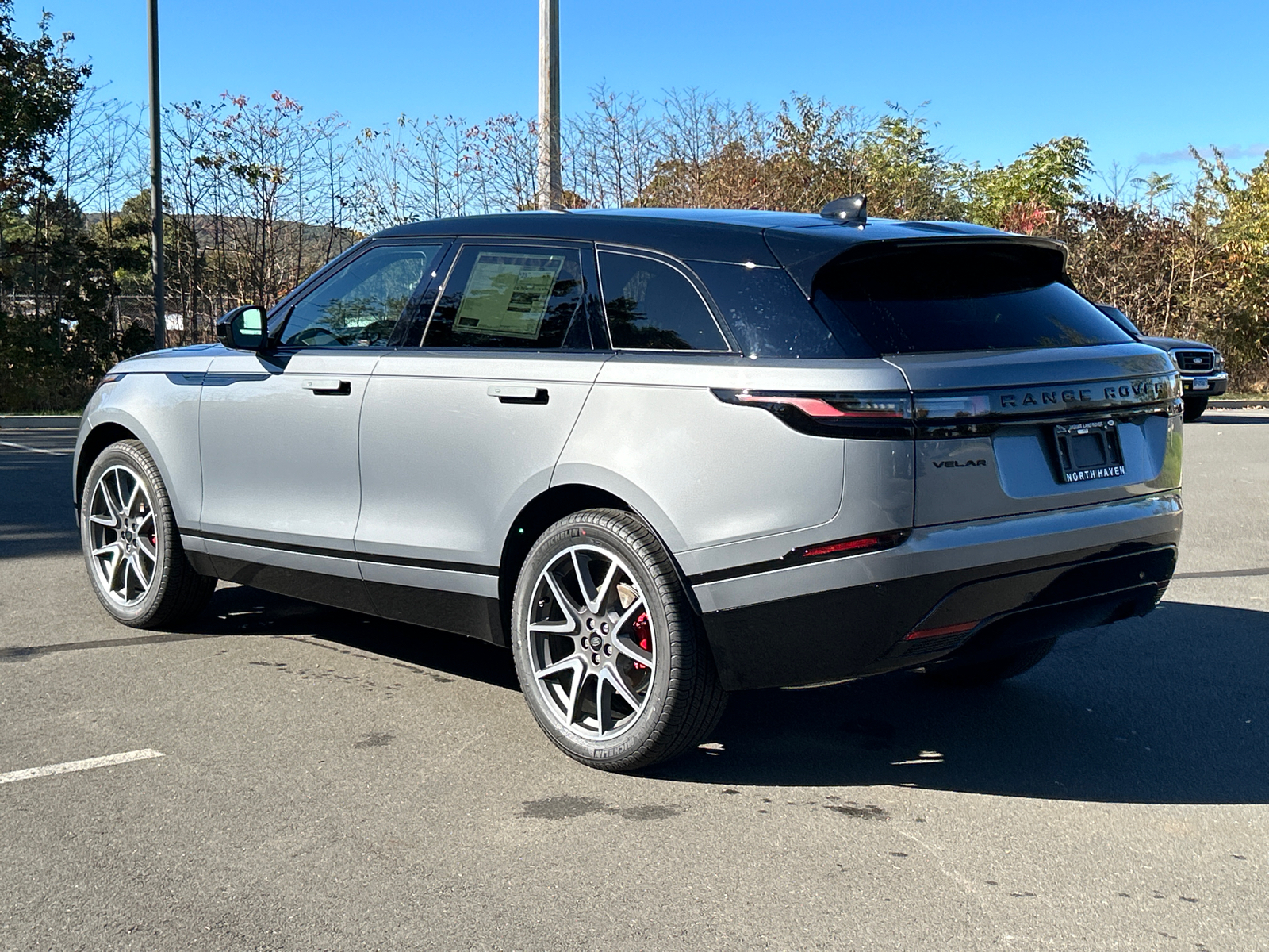 2025 Land Rover Range Rover Velar Dynamic SE 2