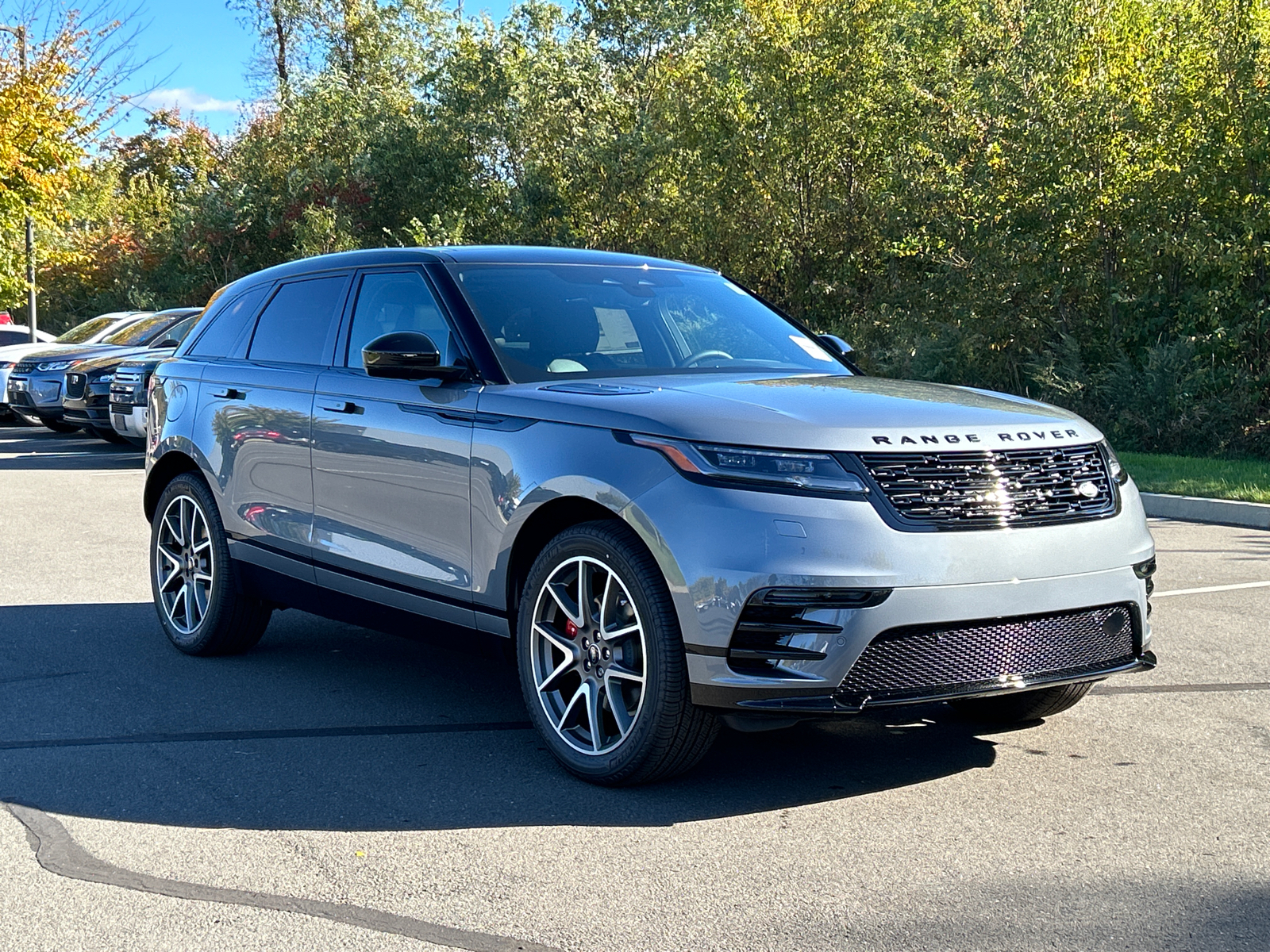 2025 Land Rover Range Rover Velar Dynamic SE 5