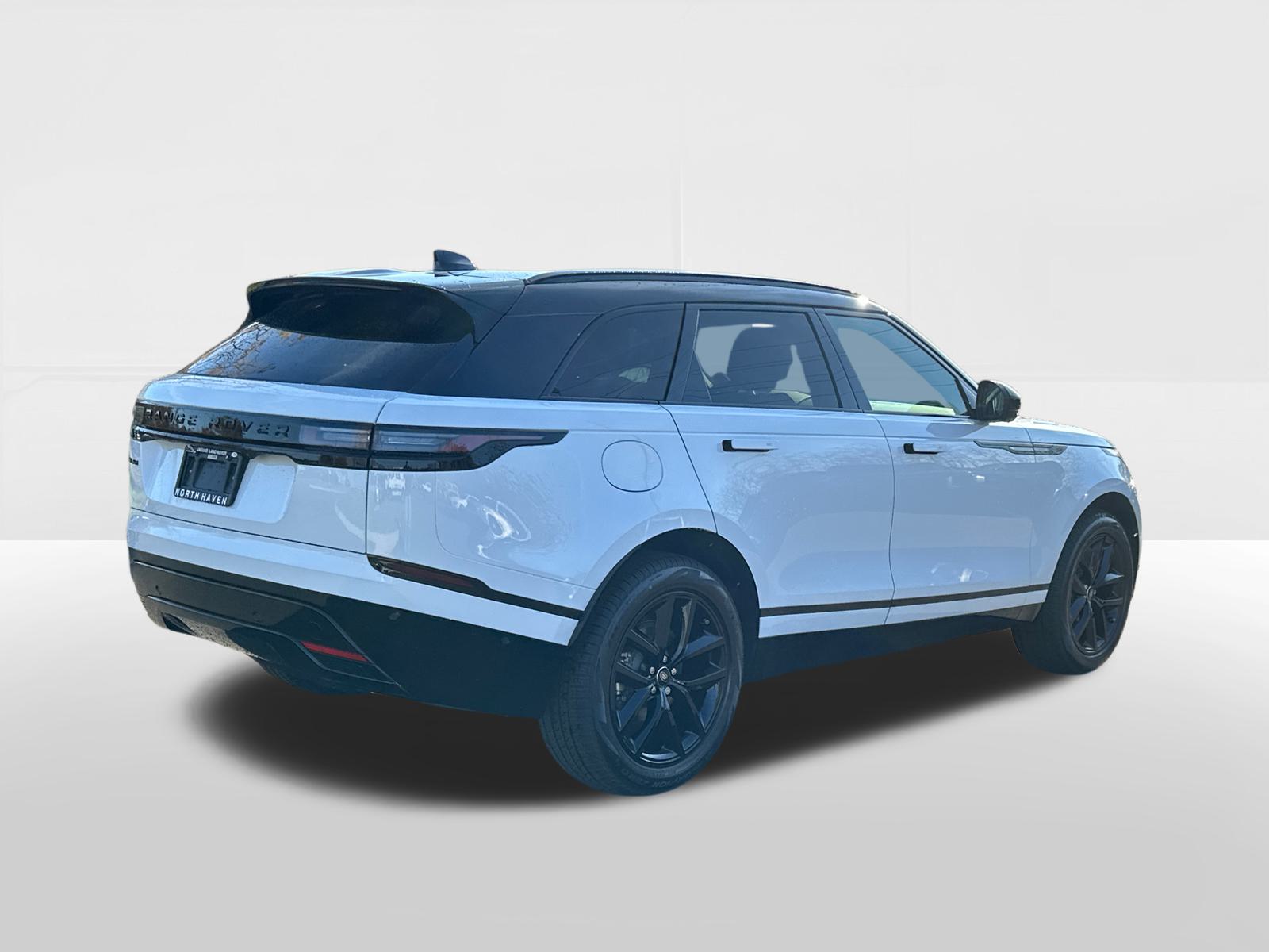 2025 Land Rover Range Rover Velar Dynamic SE 4