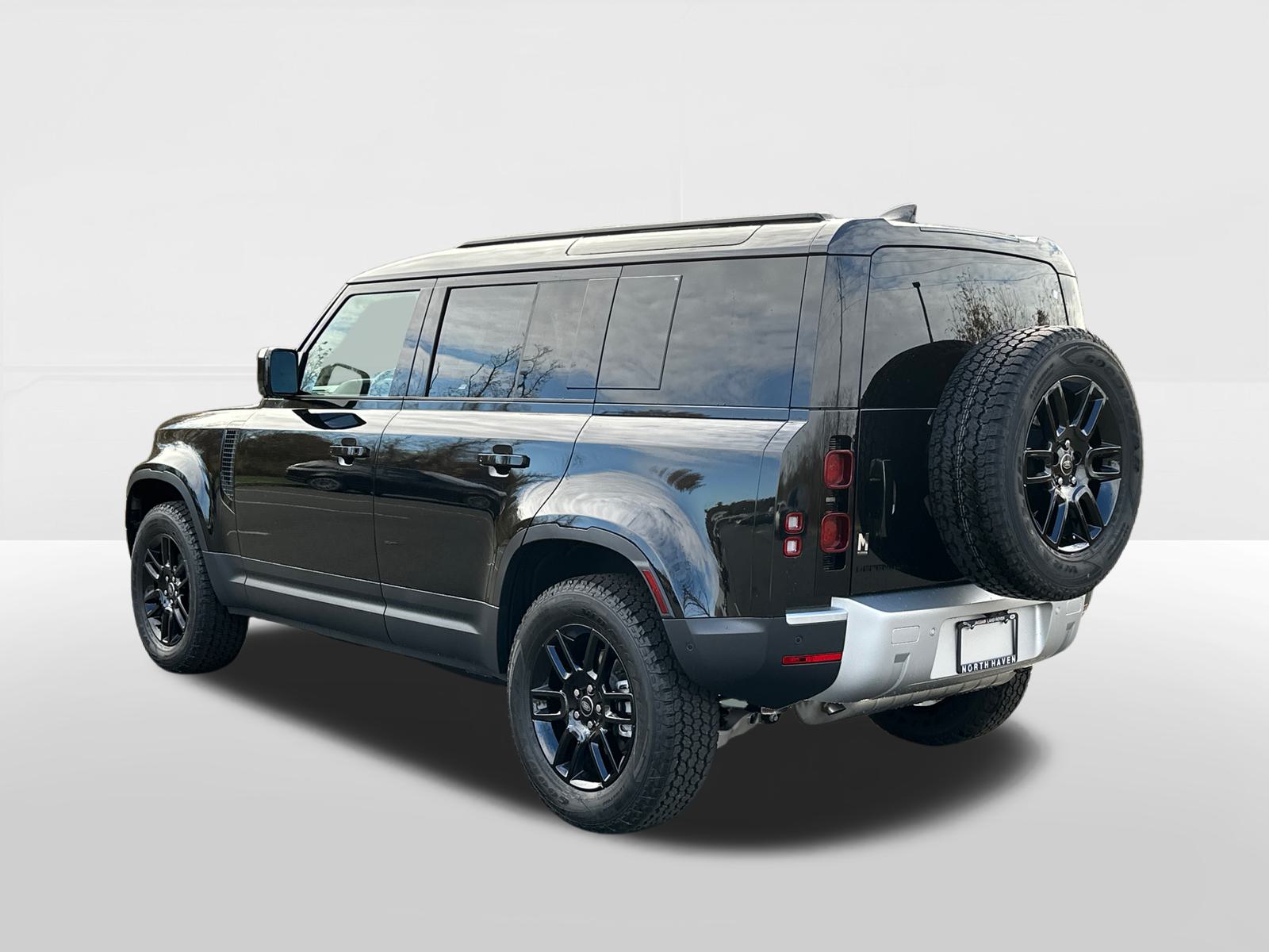 2025 Land Rover Defender 110 S 2