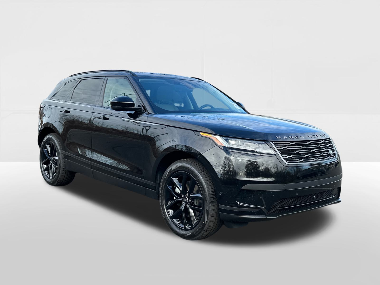 2025 Land Rover Range Rover Velar S 5