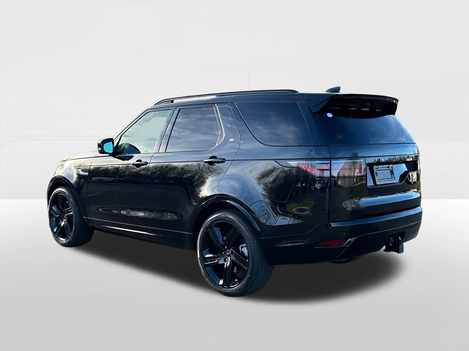 2025 Land Rover Discovery Dynamic SE 2