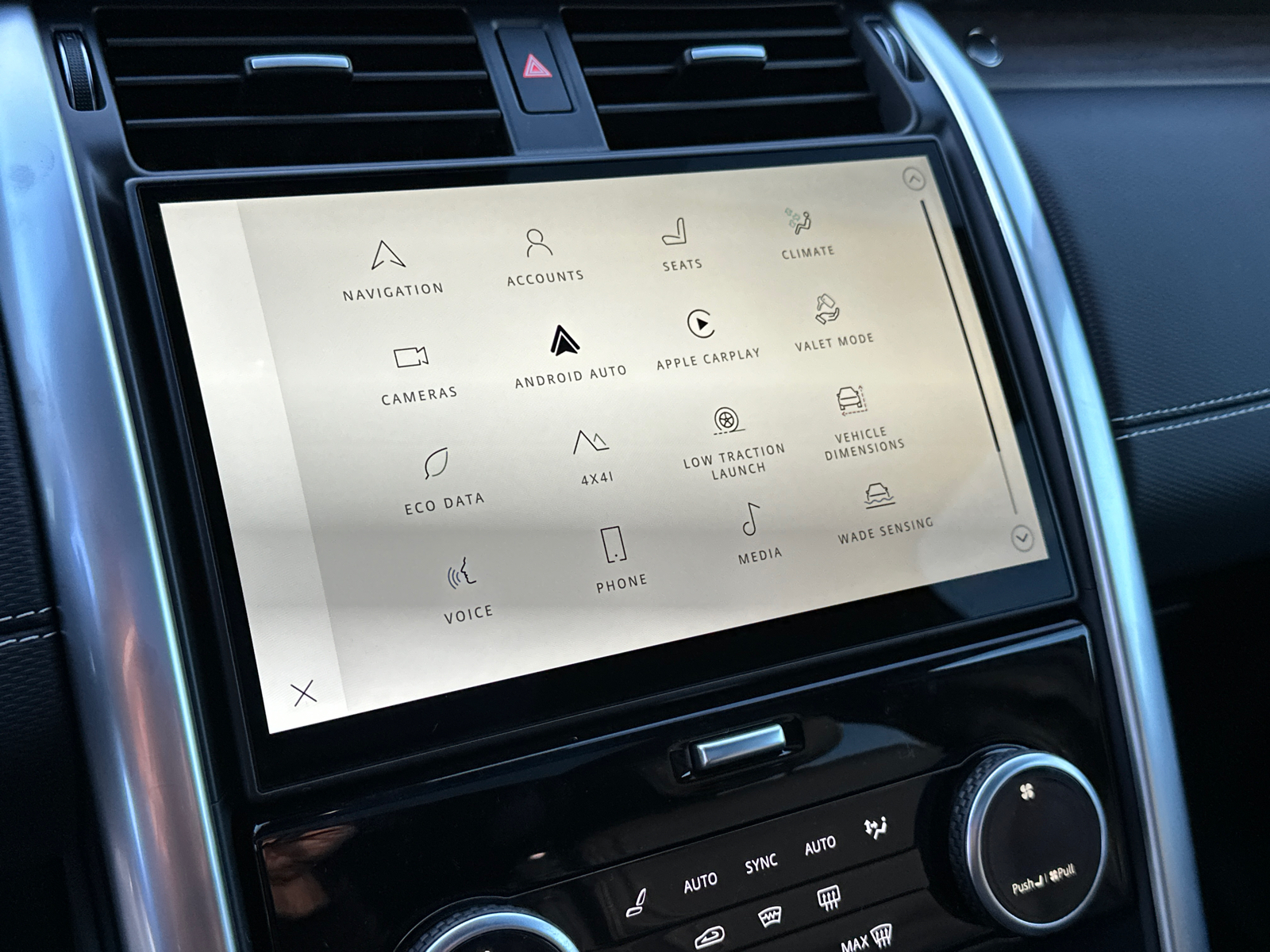 2025 Land Rover Discovery Dynamic SE 20