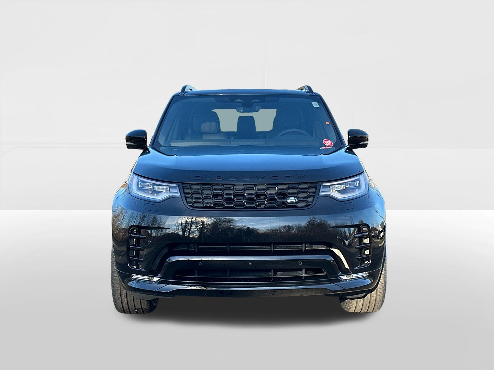 2025 Land Rover Discovery Dynamic SE 6