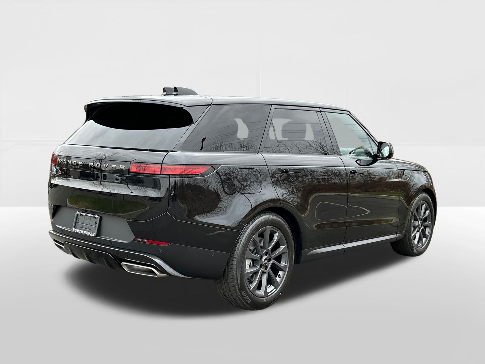 2025 Land Rover Range Rover Sport SE 4