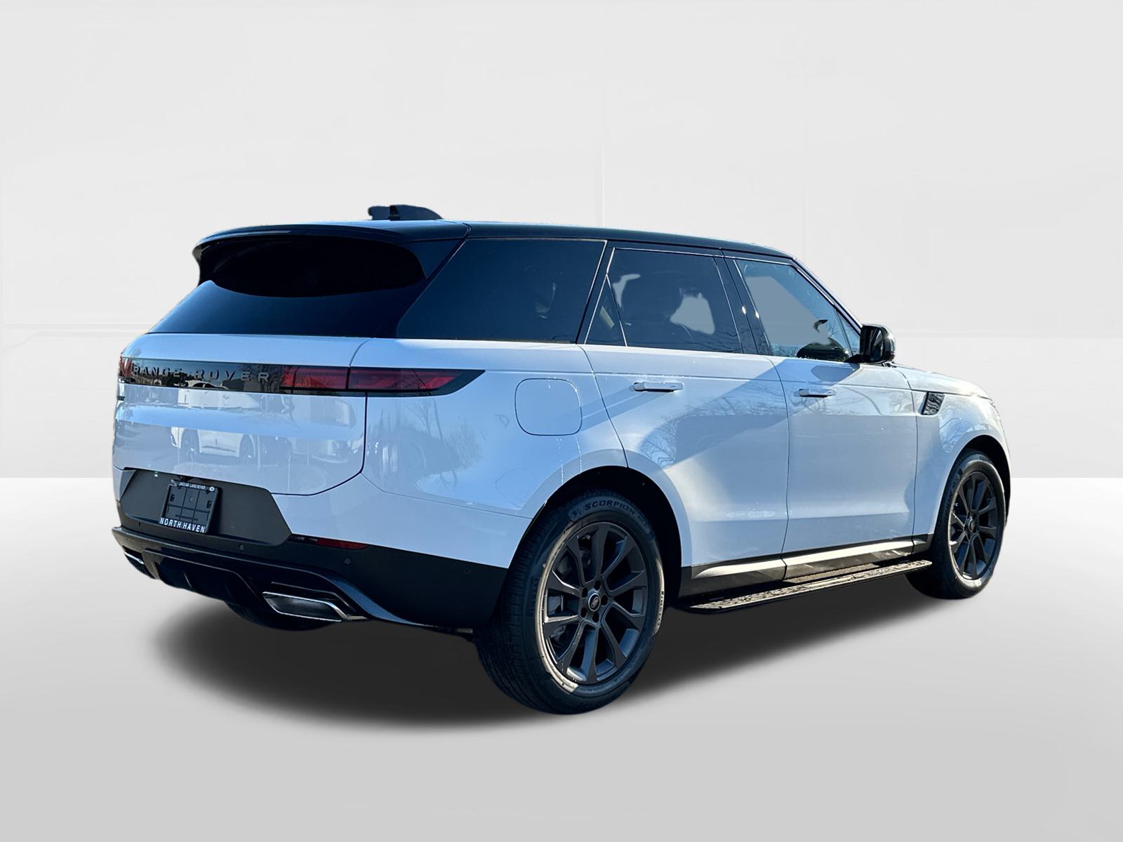 2025 Land Rover Range Rover Sport SE 4